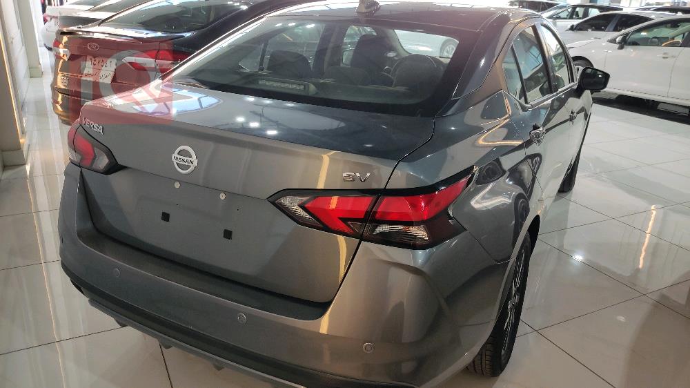 Nissan Versa
